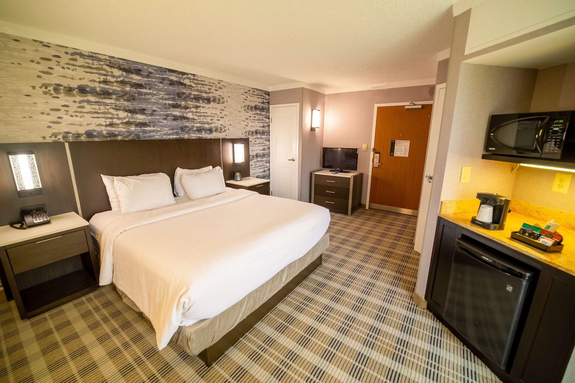 Embassy Suites By Hilton Kansas City Overland Park Bagian luar foto