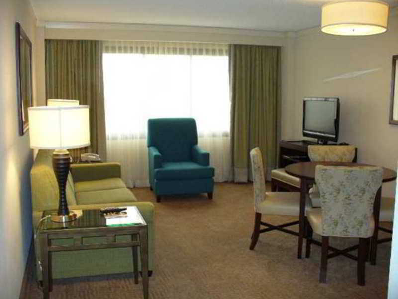 Embassy Suites By Hilton Kansas City Overland Park Ruang foto